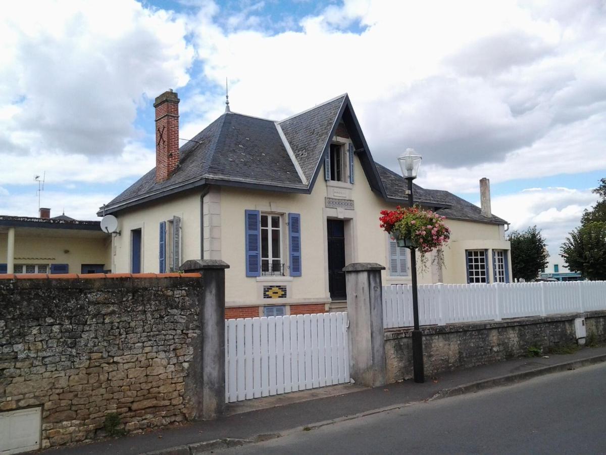 Nalliers  Maison Vuyk المظهر الخارجي الصورة